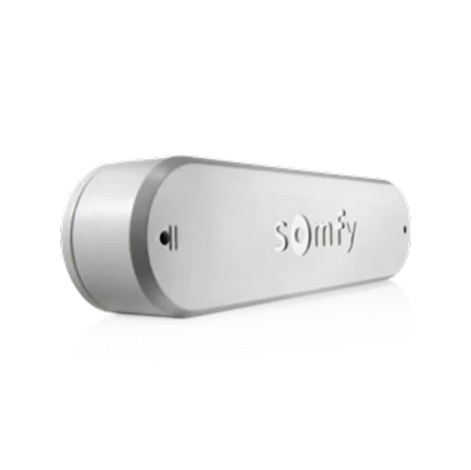 Der somfy Erschütterungssensor dient dem Schutz ihrer Sonnenschutzanlagen.