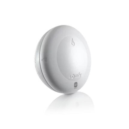 Der somfy Temperatursensor sorgt für effektiven Hitzeschutz durch automatisches Abdunkeln von Wohnräumen.